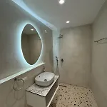 Kraja Hotel