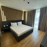 Kraja 4*