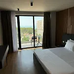 Kraja 4* 格勒姆