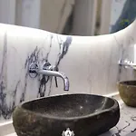 Kraja 4*