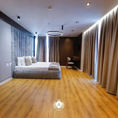 Kraja 4* 格勒姆
