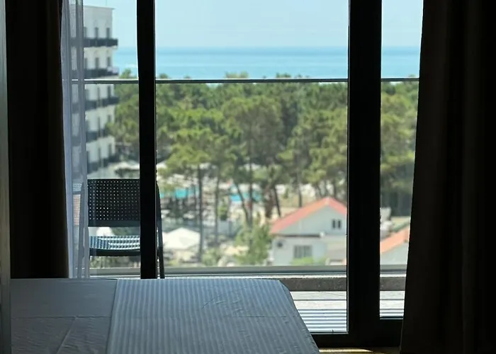 Kraja Hotel Golem (Tirana)