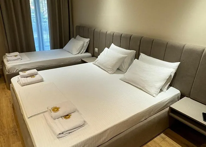 Kraja Golem (Tirana)