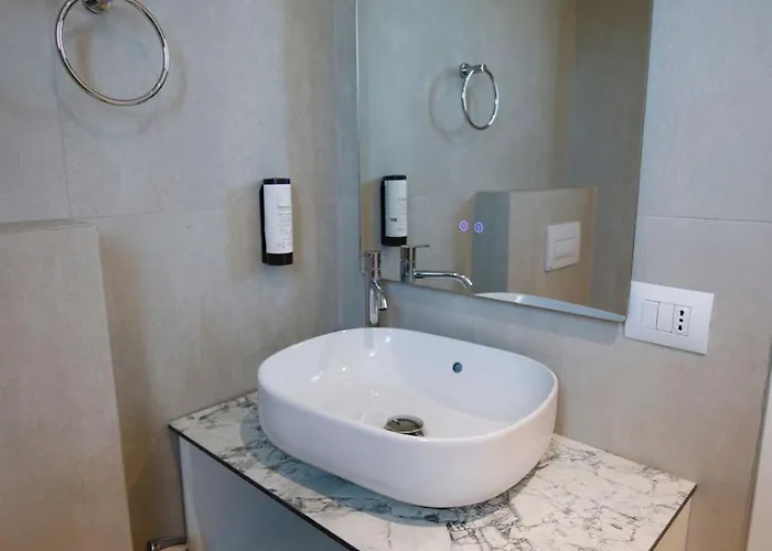 Kraja Golem (Tirana)