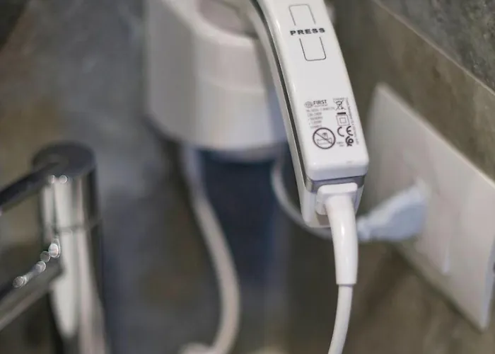 Kraja 4* Golem (Tirana)