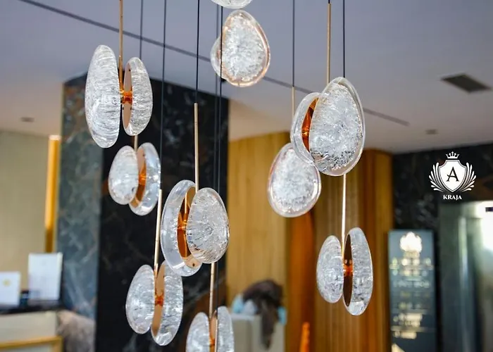 Kraja Golem (Tirana)